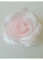 Брошка цвете за коса роза сатен цвят нежно розово